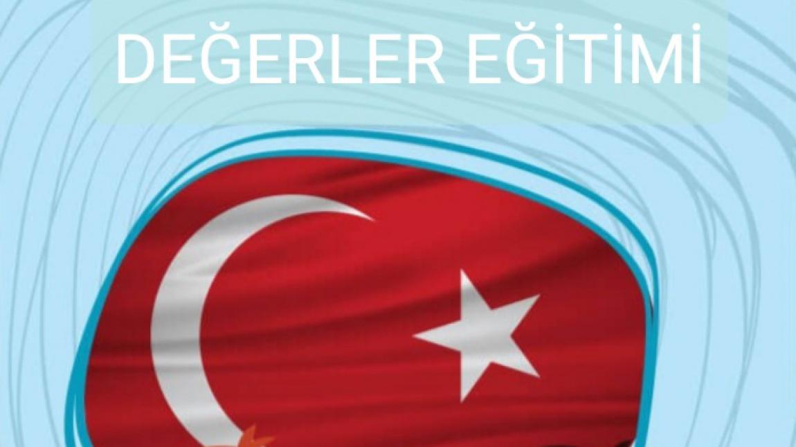 DEĞERLER EĞİTİMİ KAPSAMINDA VATAN SEVGİSİ KONULU BİLGİ YARIŞMASI DÜZENLENDİ